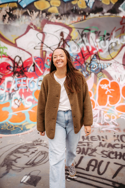 GOOD VIBES. DEEP DIVES. FULL HEARTS. GOOD VIBES. DEEP DIVES. FULL HEARTS.